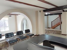 5 Bedroom House for sale in Cathedral of the Immaculate Conception, Cuenca, Cuenca, Cuenca