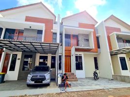  Villa for sale in Sukasari, Bandung, Sukasari