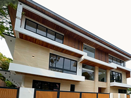 10 Bedroom Villa for sale in Muntinlupa City, Southern District, Muntinlupa City