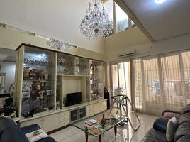 4 Bedroom House for sale in East Jawa, Lakarsantri, Surabaya, East Jawa