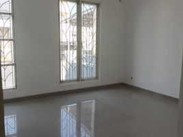 4 Bedroom House for sale in Lakarsantri, Surabaya, Lakarsantri