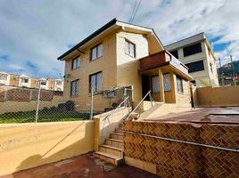 4 Bedroom House for sale in Bicentenario Park, Quito, Quito, Quito