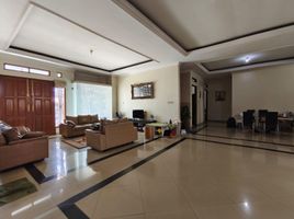 8 Bedroom House for sale in Regol, Bandung, Regol