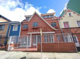 6 Bedroom House for sale in Bogota, Cundinamarca, Bogota