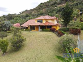 4 Bedroom House for sale in Nanegal, Quito, Nanegal