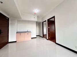 2 Bedroom Condo for sale at Quantum Residences, Pasay City