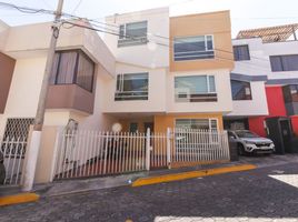 4 Schlafzimmer Villa zu verkaufen in Quito, Pichincha, Quito, Quito, Pichincha, Ecuador