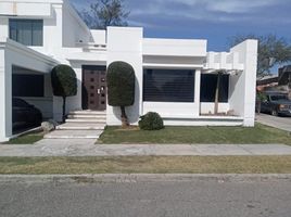5 침실 주택을(를) Hermosillo, 소노라에서 판매합니다., Hermosillo