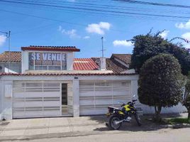 4 Bedroom House for sale in Bogota, Cundinamarca, Bogota