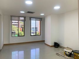 38 SqM Office for rent in Bare Foot Park (Parque de los Pies Descalzos), Medellin, Medellin