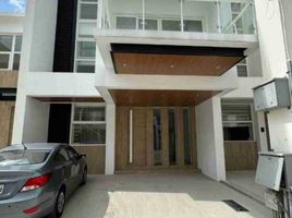 3 Bedroom Villa for rent in Manila International Airport LRT-1, Pasay City, Taguig City