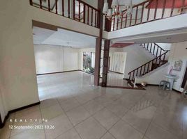 7 Bedroom House for sale in Cidadap, Bandung, Cidadap