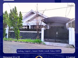 4 Habitación Villa en venta en Rungkut, East Jawa, Rungkut