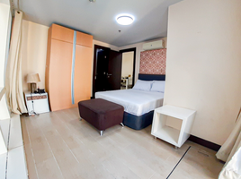 1 Bedroom Condo for rent at Two Central, Makati City