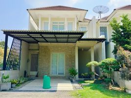 3 Bedroom House for sale in Lakarsantri, East Jawa, Lakarsantri