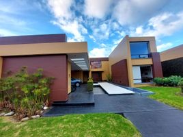 5 Bedroom House for sale in Cundinamarca, Chia, Cundinamarca