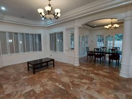 6 Bedroom House for rent in Manila International Airport LRT-1, Pasay City, Paranaque City