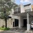 4 Bedroom House for sale in East Jawa, Lakarsantri, Surabaya, East Jawa