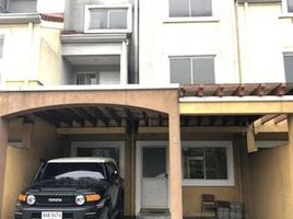 3 chambre Maison de ville for rent in Tayuman LRT-1, Santa Cruz, Santa Cruz