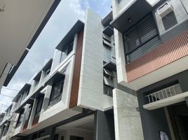 3 Bedroom Villa for sale in Roosevelt LRT-1, Quezon City, Quezon City