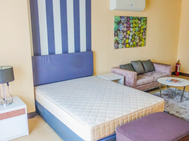 1 Bedroom Condo for rent at Two Central, Makati City, Southern District