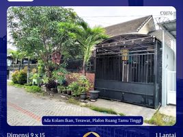 4 Bedroom House for sale in Surabaya, East Jawa, Lakarsantri, Surabaya