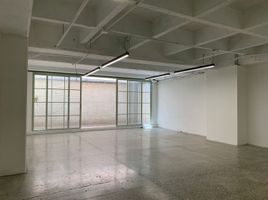 83 SqM Office for rent in Bare Foot Park (Parque de los Pies Descalzos), Medellin, Medellin