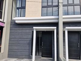 3 Kamar Rumah for rent in Surabaya, East Jawa, Gunung Anyar, Surabaya