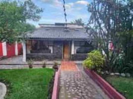 3 Bedroom House for sale in Conocoto, Quito, Conocoto