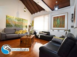 4 Habitación Casa en venta en Calderón Park, Cuenca, Cuenca, Cuenca