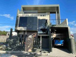 4 Bedroom Villa for sale in Laguna, Calabarzon, Binan City, Laguna