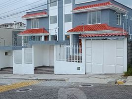 4 Bedroom House for sale in Ruminahui, Pichincha, Sangolqui, Ruminahui