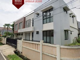  Vila for sale in Halim Perdanakusuma Airport, Makasar, Jatinegara