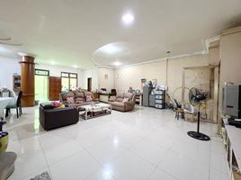 4 Bedroom Villa for sale in Medan, North Sumatera, Medan Polonia, Medan