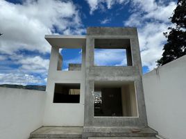 3 Bedroom House for sale in Loja, Loja, Loja, Loja