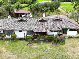 4 Bedroom House for sale in Yaruqui, Quito, Yaruqui