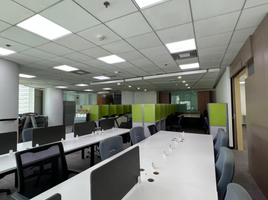 1,325 SqM Office for rent in Manila International Airport LRT-1, Pasay City, Makati City