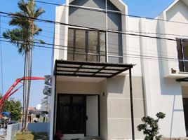 3 Habitación Villa en venta en Rungkut, East Jawa, Rungkut