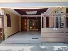 4 Bedroom House for sale in East Jawa, Lakarsantri, Surabaya, East Jawa