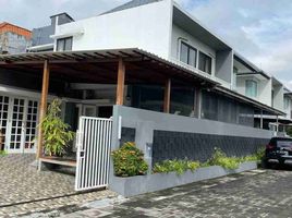 4 Bedroom House for sale in Denpasar Barat, Denpasar, Denpasar Barat