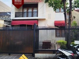  Villa for sale in Kebayoran Lama, Jakarta Selatan, Kebayoran Lama