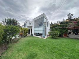 3 Habitación Casa en venta en Nayon, Pichincha, Nayon