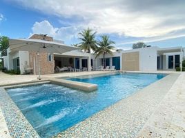 10 Bedroom Villa for rent in Huila, Neiva, Huila