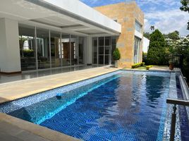 4 Habitación Villa en venta en Cali, Valle Del Cauca, Cali