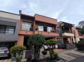 5 Habitación Casa en venta en Sabaneta, Antioquia, Sabaneta