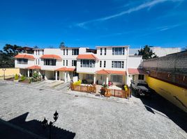 3 Bedroom House for sale in Conocoto, Pichincha, Conocoto