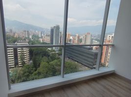 24 m² Office for rent in Parque de los Pies Descalzos, Medellín, Medellín