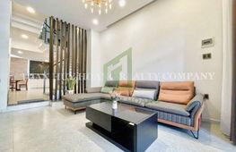Сдаётся дом, 3 спальни, 300 м², Ngũ Hành Sơn
