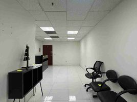 60 m² Office for rent in Ecuador, Guayaquil, Guayaquil, Guayas, Ecuador