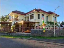 4 Kamar Rumah for sale in Surabaya, East Jawa, Dukuhpakis, Surabaya